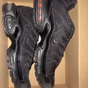 Size 10.5 - Nike Air Max Plus Low Triple Black